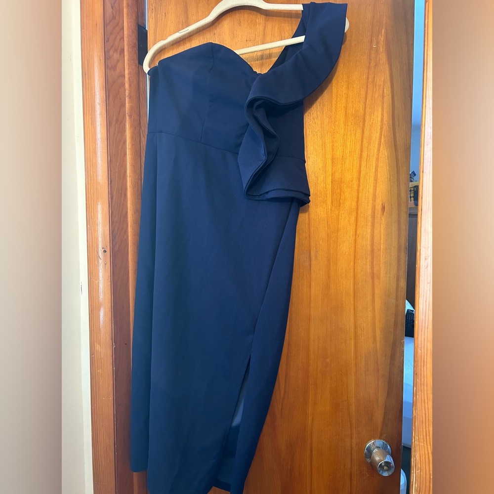 Navy blue dress that can be worn as a one shoulder or strapless